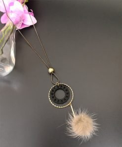 سلسلة كرة فرو طويلة