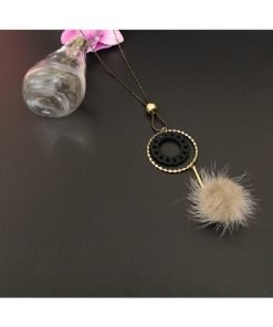 سلسلة طويلة من كرة الفراء|