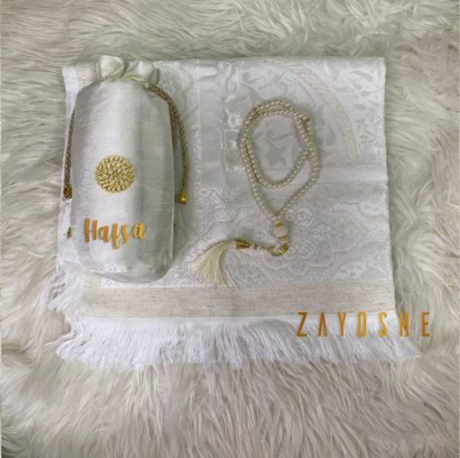 Prayer Rug With Pouch And Matching Tasbeeh in Green